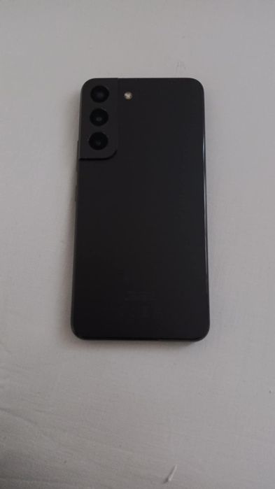 Vand /schimb Samsung Galaxy S22 - 128 GB / 8 GB RAM - Impecabil