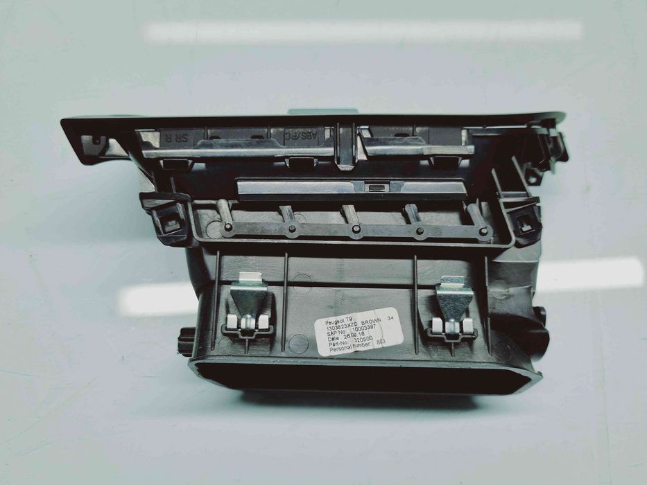 Grila aerisire dreapta Peugeot 308 (II) SW [Fabr 2013-prezent] 96778