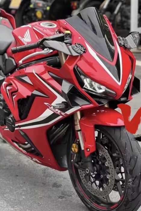 Универсални огледала за мотор