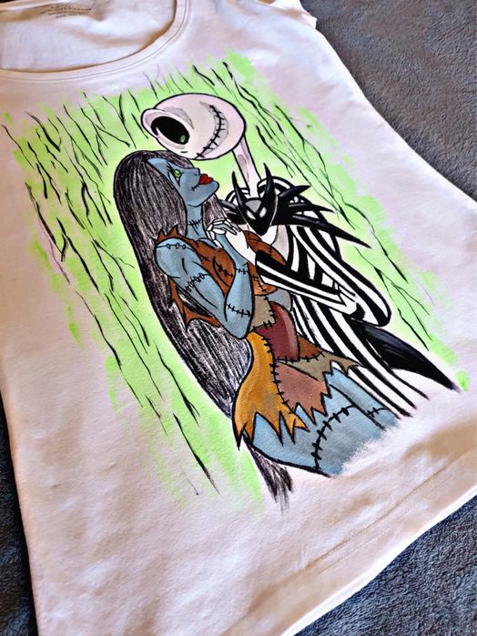 Tricouri personalizate / pictate manual