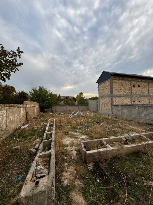 Tutzor apple garden yonida yer sotiladi