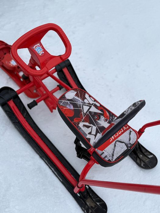 Продам снегокат в идеальном состоянии