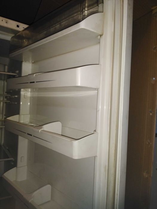 Хладилник с фризер "Либхер конфорт" с два компресора