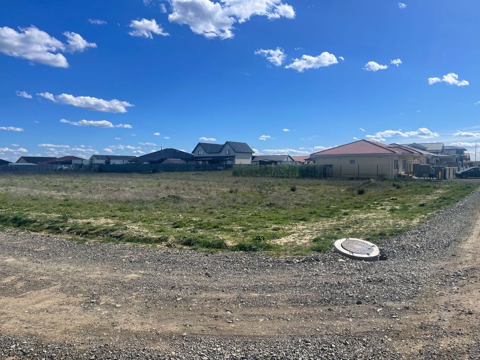 Teren de vanzare in Mosnita Noua