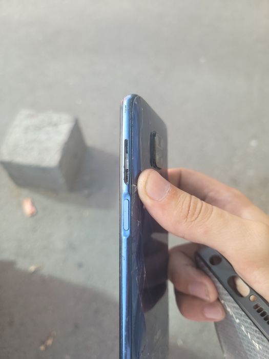 Продам samsung s20fe