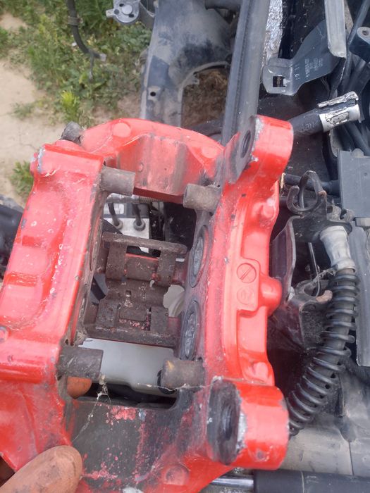 Спирачни апарати брембо