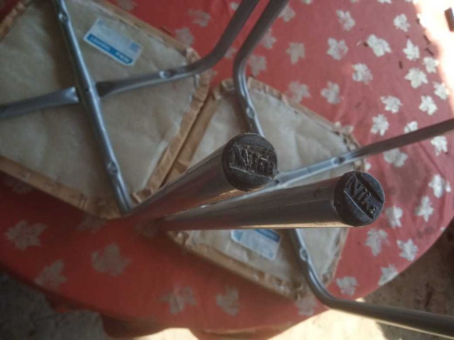 стул почти новый