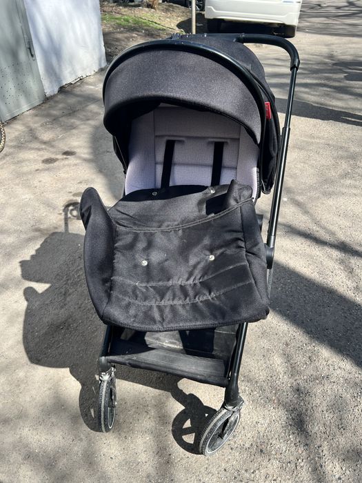 Коляска в отличном состоянии 0+