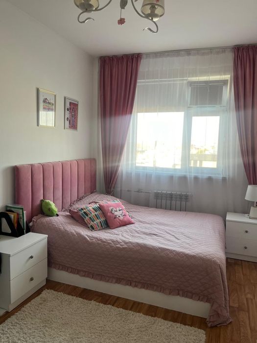 Двухспальная кровать