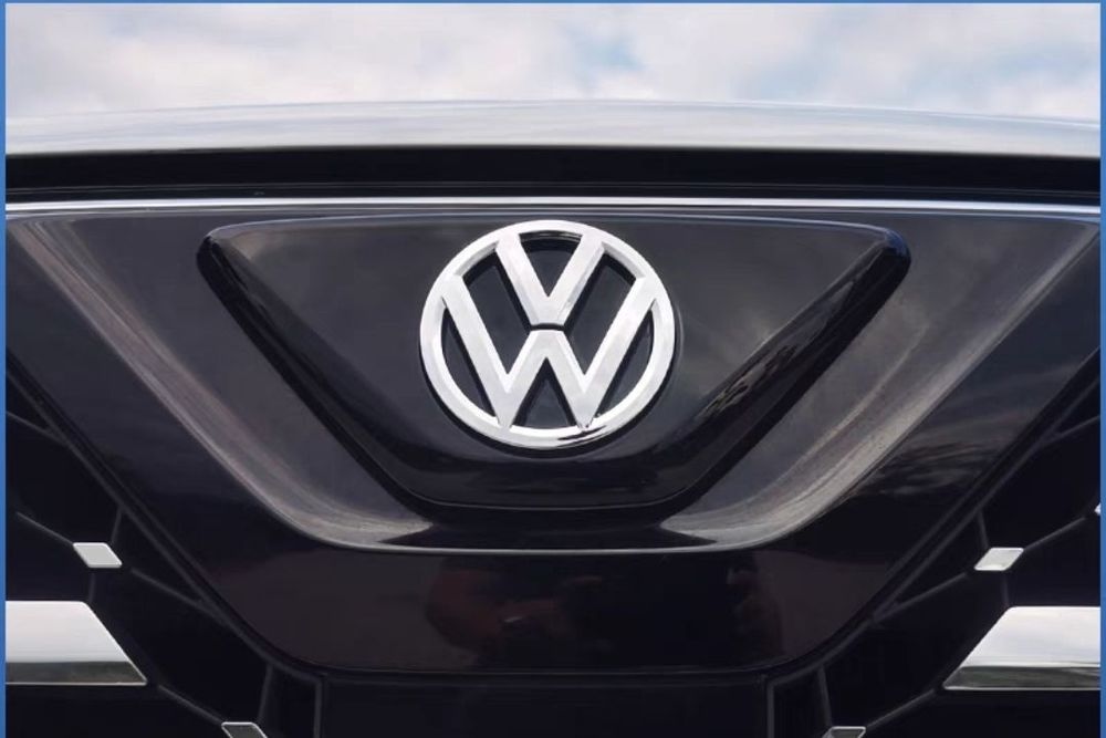 Jetta Vs7 Volkswagen Emblema Komplekt Original