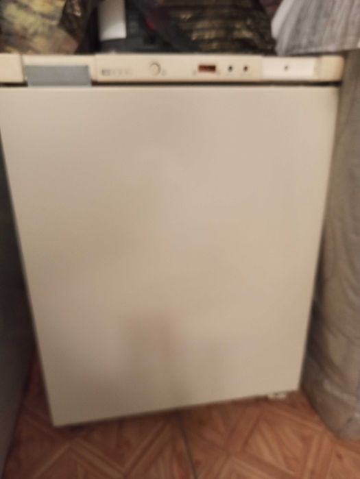 Фризер геочел с три чекмеджета