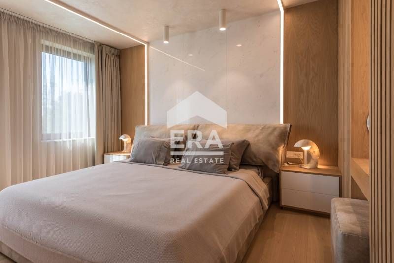 Продава се Тристаен апартамент в Варна, м-т Евксиноград - 154 кв.м за 2517 €/кв.м - Снимка #9