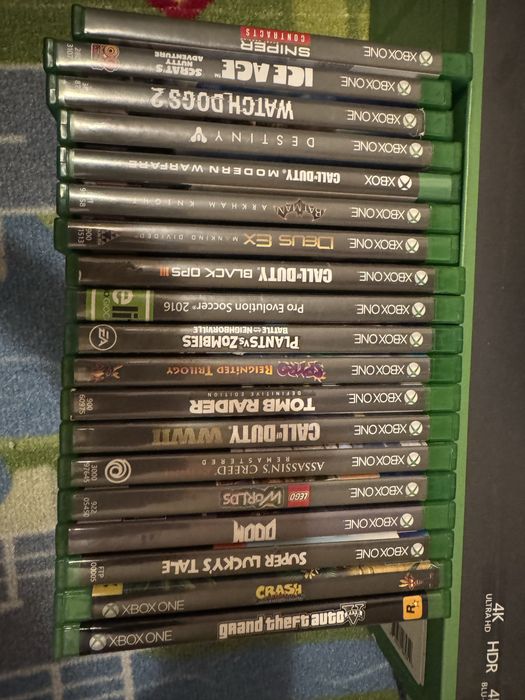 Xbox one x 1TB 4K  HDR  cu 19 jocuri incluse