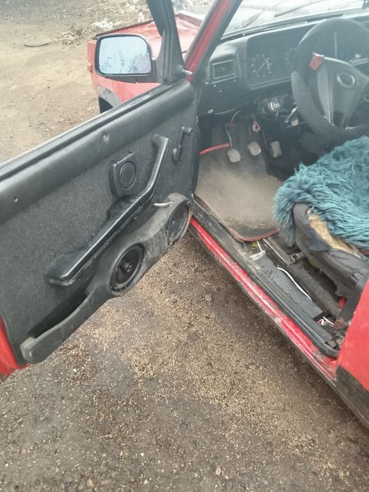 350000 договорная