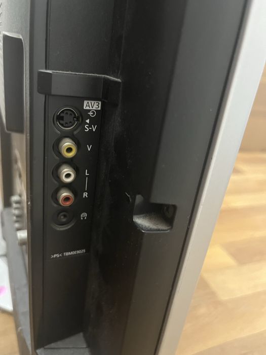 Телевизор Panasonic 32 инча