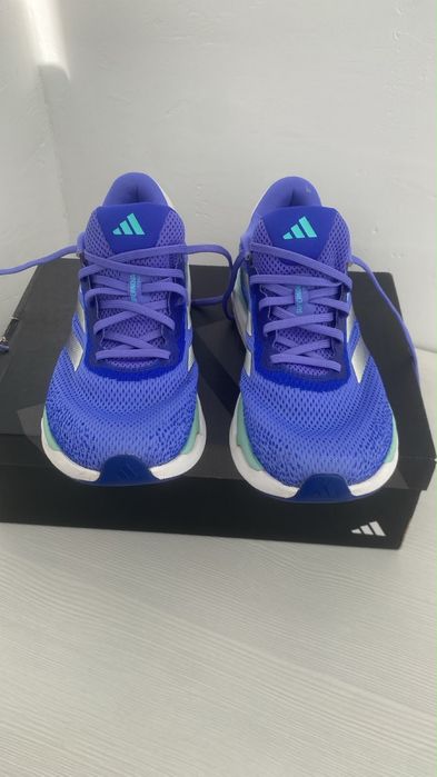 Продам кроссовки Adidas