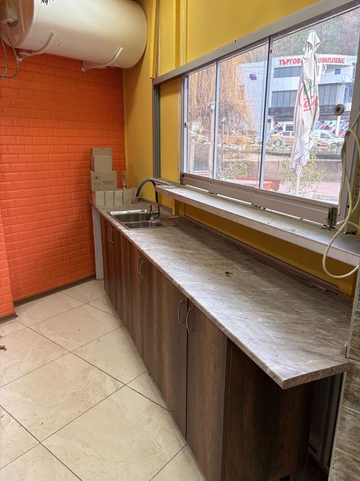 оборудване за заведение за бързо хранене. готово