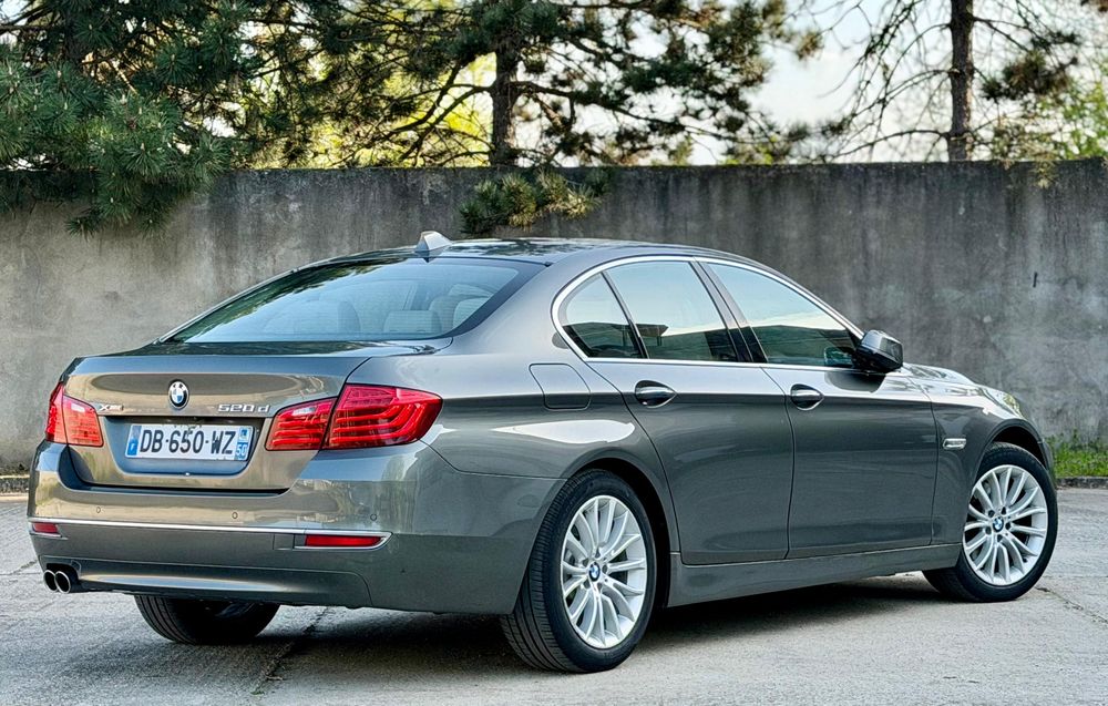 BMW 520d FACELIFT Luxury / Xdrive Euro 6 /Automat 8+1 Full Km Reali Top