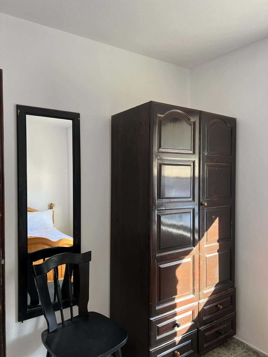 двукрилен гардероб масив