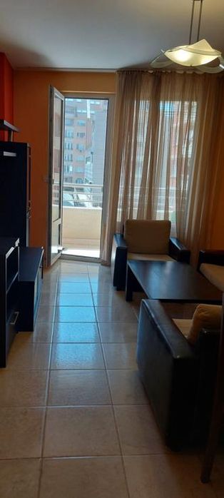 Дава се под наем Двустаен апартамент в София, Младост 4 - 58 кв.м за 475 € - Снимка #2