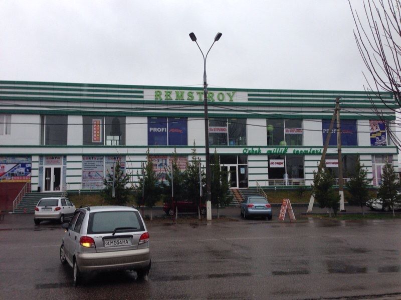 Вдоль дороги Аренда 65 кв Офис Шоурум Дукон