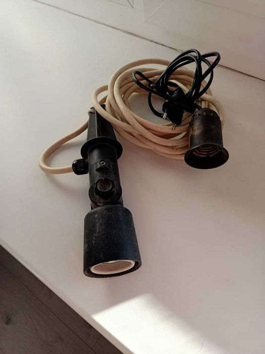 Патрон подвесной на крепком проводе