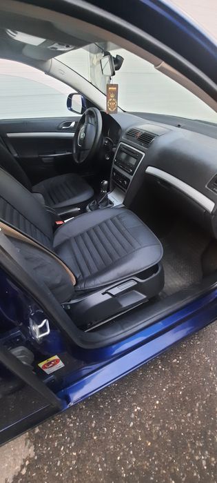 Skoda oktavia 1,6 diezel, euro 5, fără rugina, superba