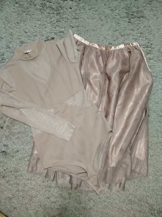 Продам женскую одежду