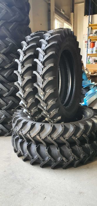 4.50-14 cauciucuri noi de la Trayal pentru motocoasa AGMH
