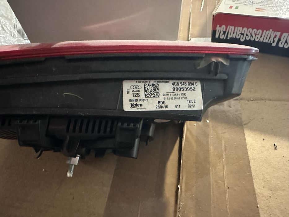 Ауди Audi A6 S6 4G C7 ляв стоп за седан