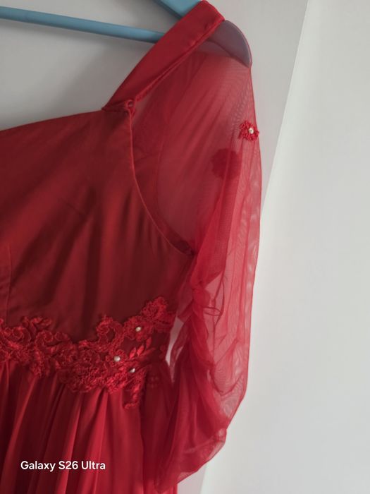 Rochie lunga roșie