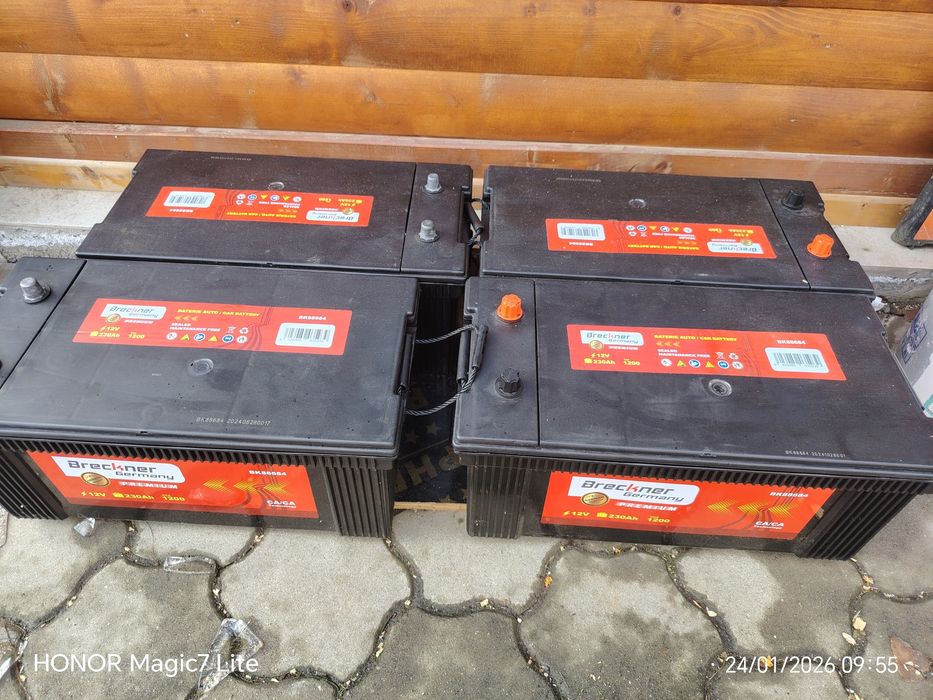 Vând acumulator autocamion/utilaje Breckner 12V 230 Ah