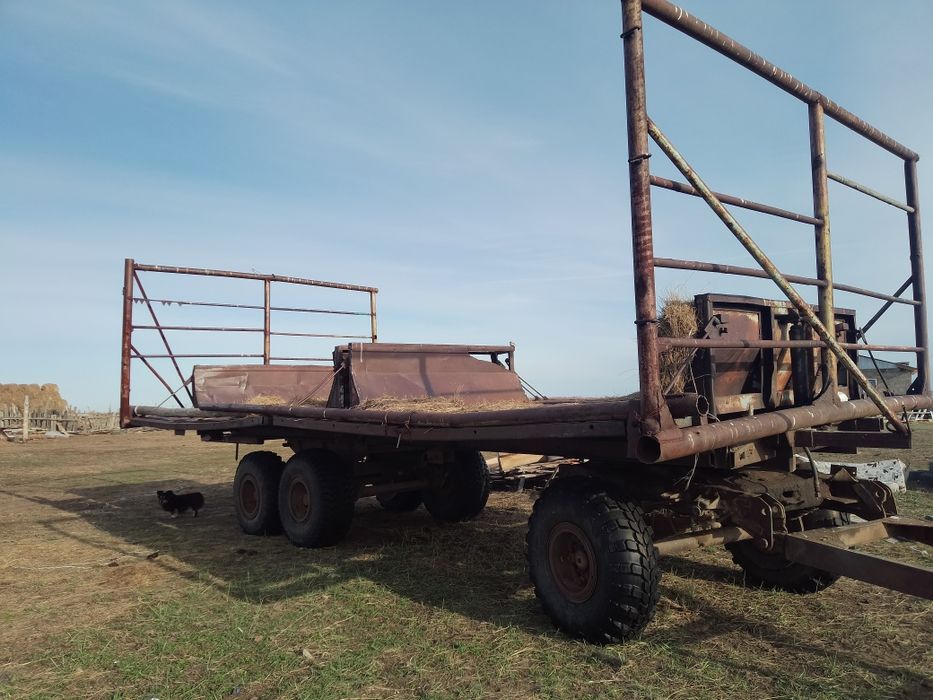 Продам сеновозку  птс 12
