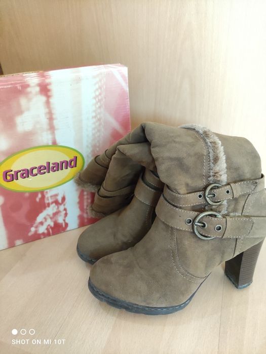 Cizme îmblănite cu toc