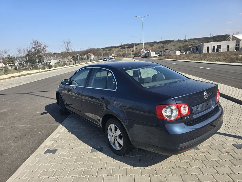 Vw Jetta 1.9.    TDI