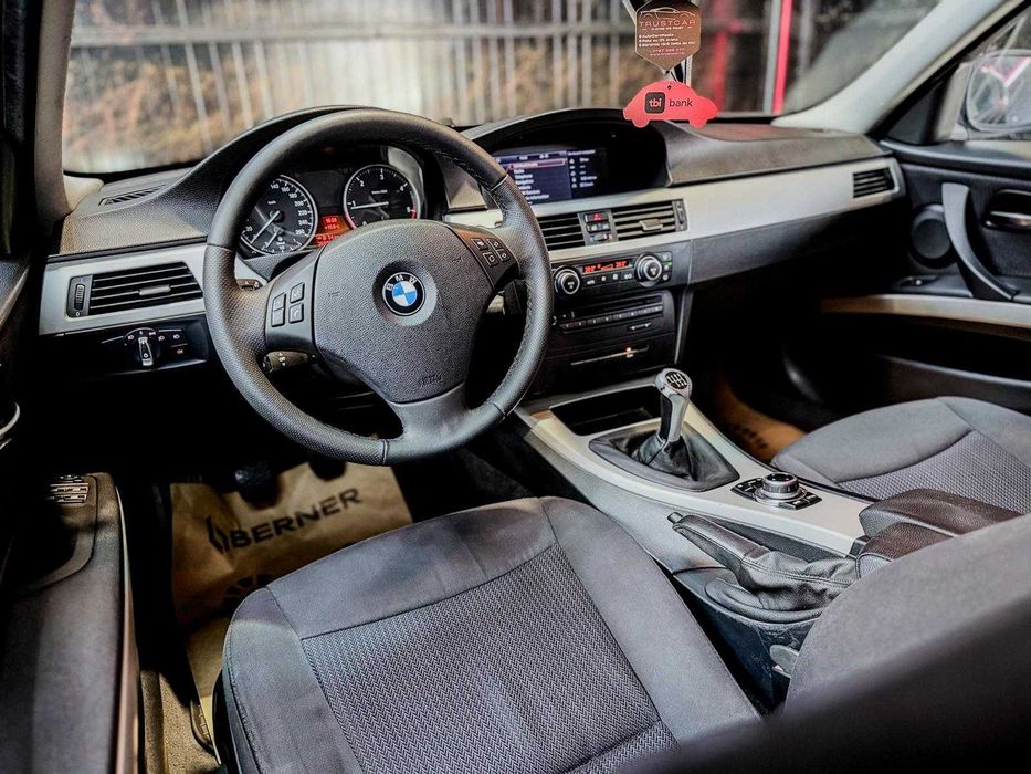 BMW 320d Touring E91 facelift | 177 CP | Manual | 2009