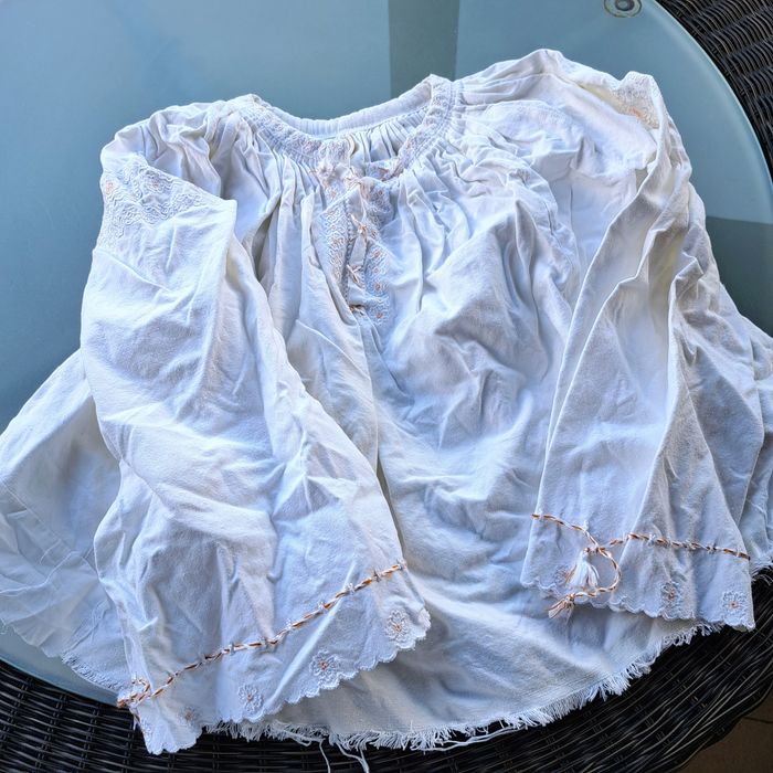 Vând cămăși ie tradiționale femeiești