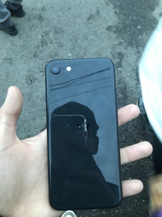 Iphone se 2020 черный
