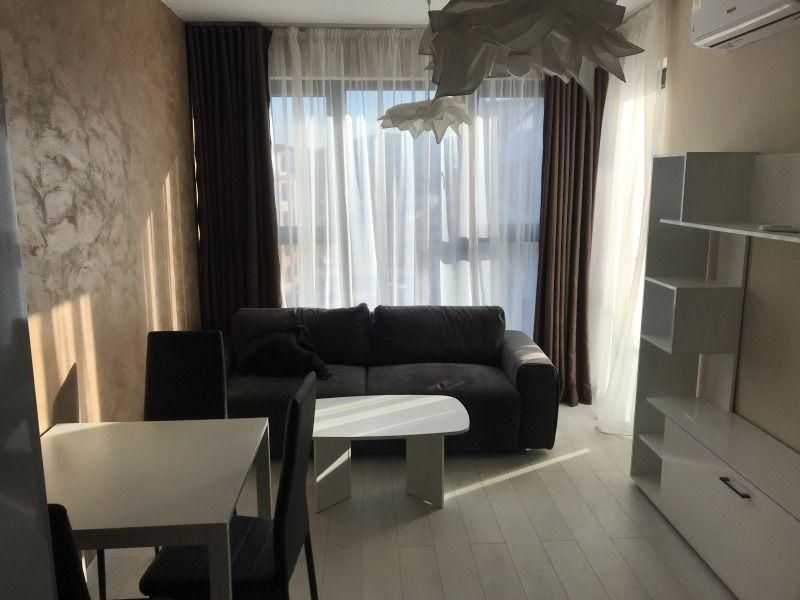 Дава се под наем Двустаен апартамент в София, Дървеница - 65 кв.м за 680 € - Снимка #1