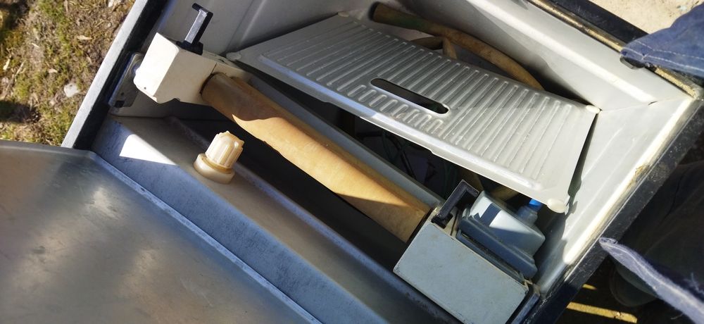 Продам стиральную машинку