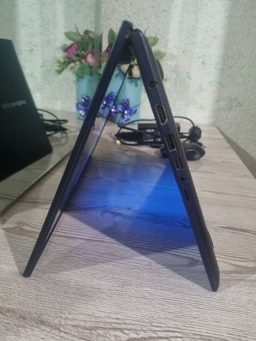 Asus Vivobook loptop