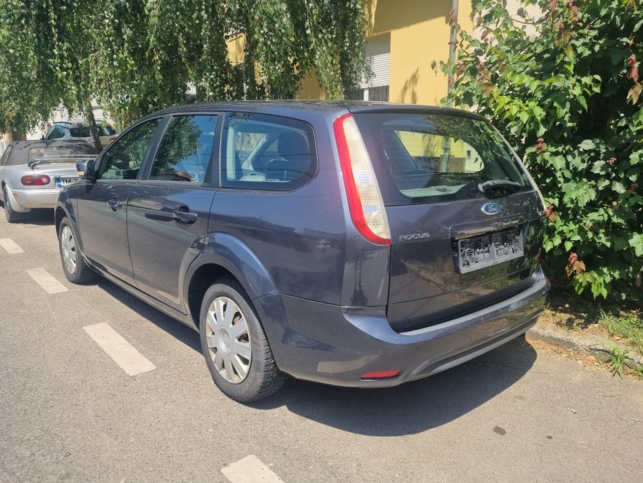 FORD Focus 2011 — imagine 4