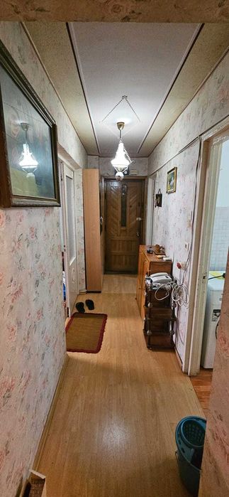 Intabulat, certificat energetic, liber,79mp, bloc din 1982,  etaj 1/4