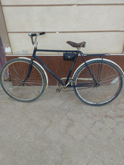 Ретро велосипед сотилади