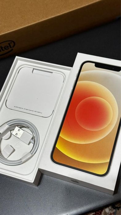 Продам iPhone 12 (128gb)