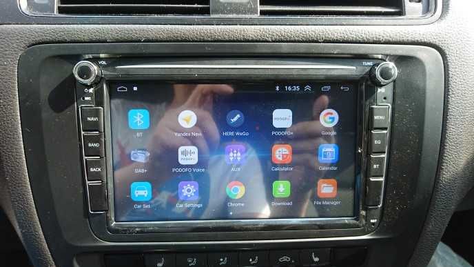 Navigatie 8GB Carplay Skoda Octavia 2 Superb Rapid Leon VW T5 Polo