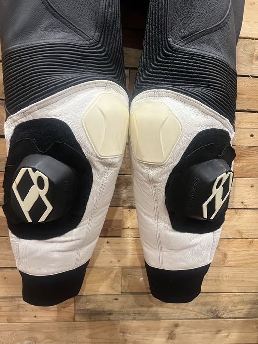 Мото екип Icon 52