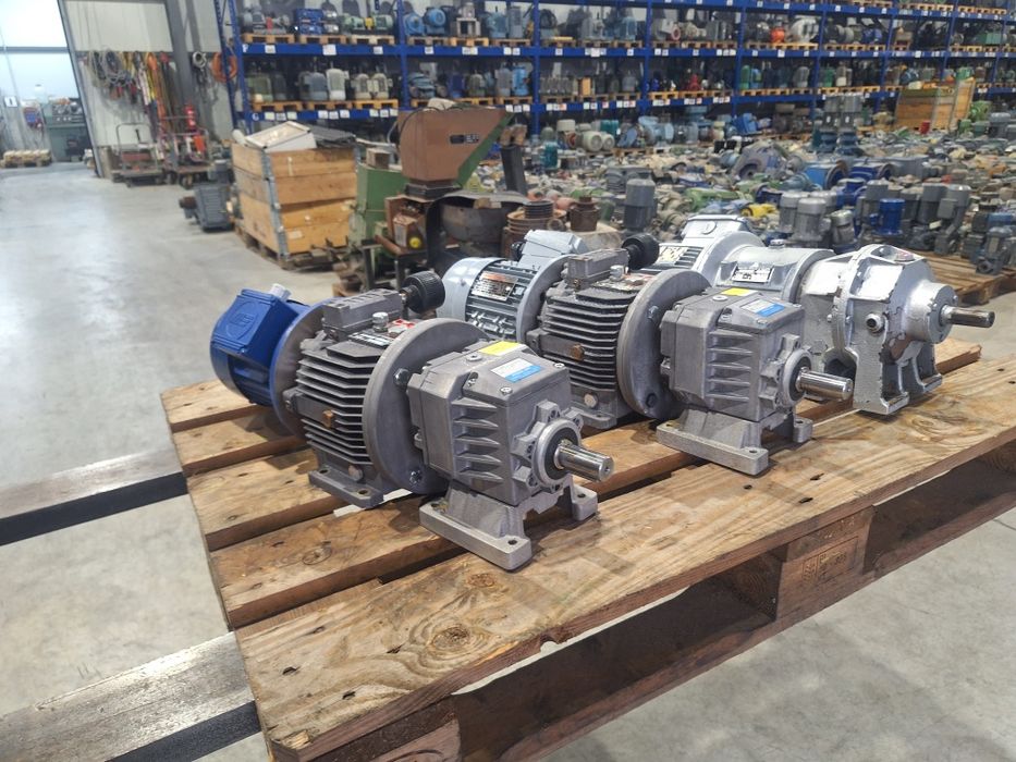 Вариаторен мотор-редуктор