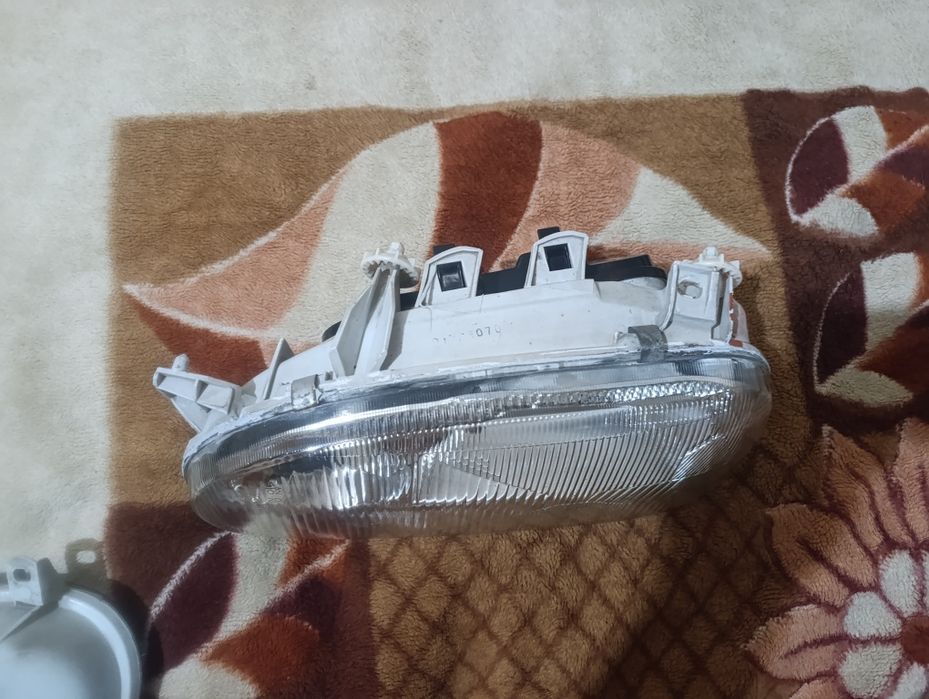 Фары  на Фольксваген гольф 3