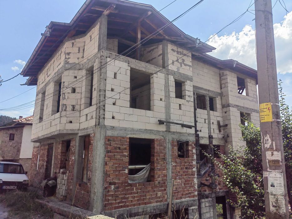 Продава се Къща в с. Момчиловци, Област Смолян - 558 кв.м за 212 €/кв.м - Снимка #5